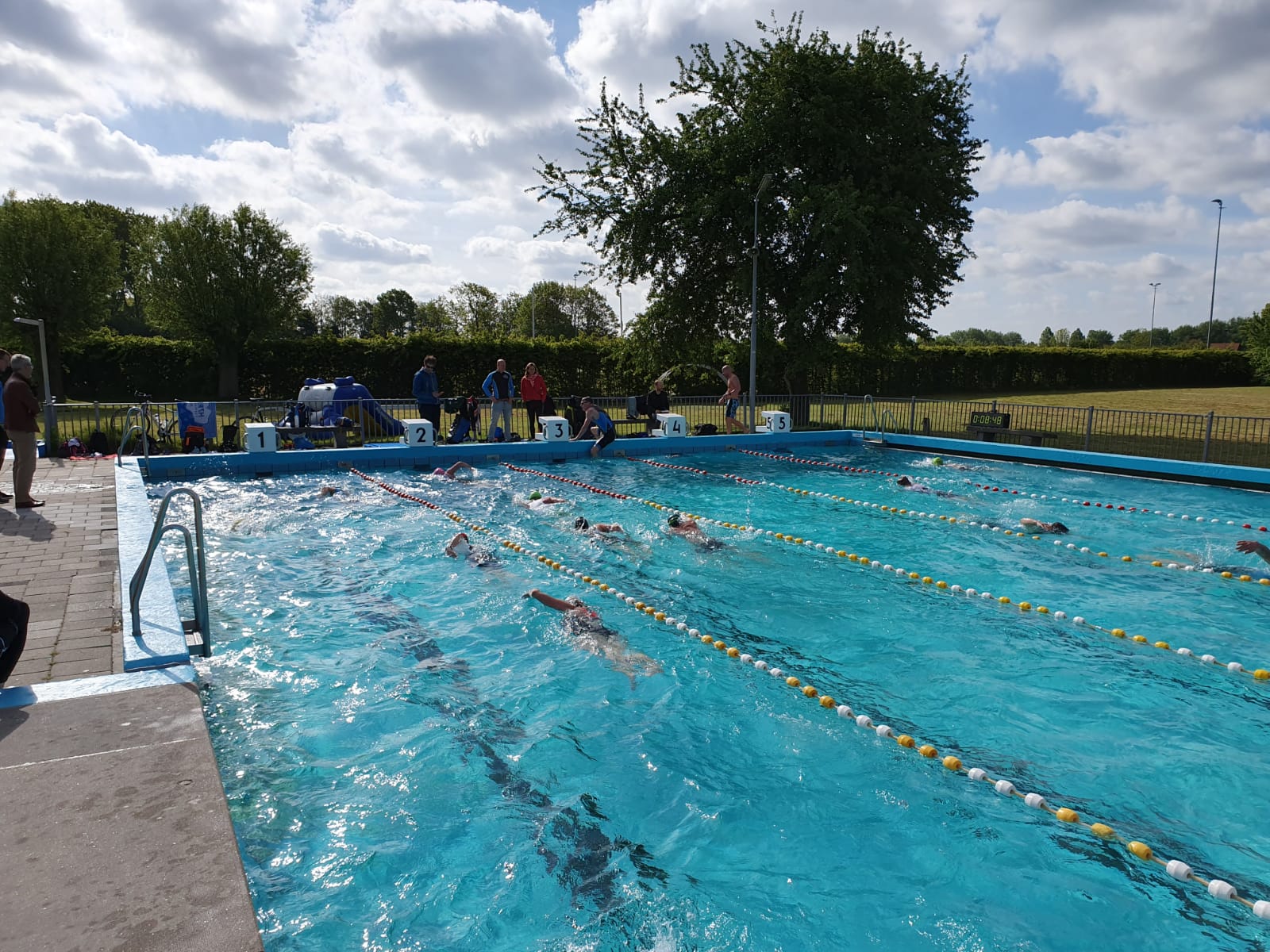 Leer borstcrawl zwemmen bij Zwefilo