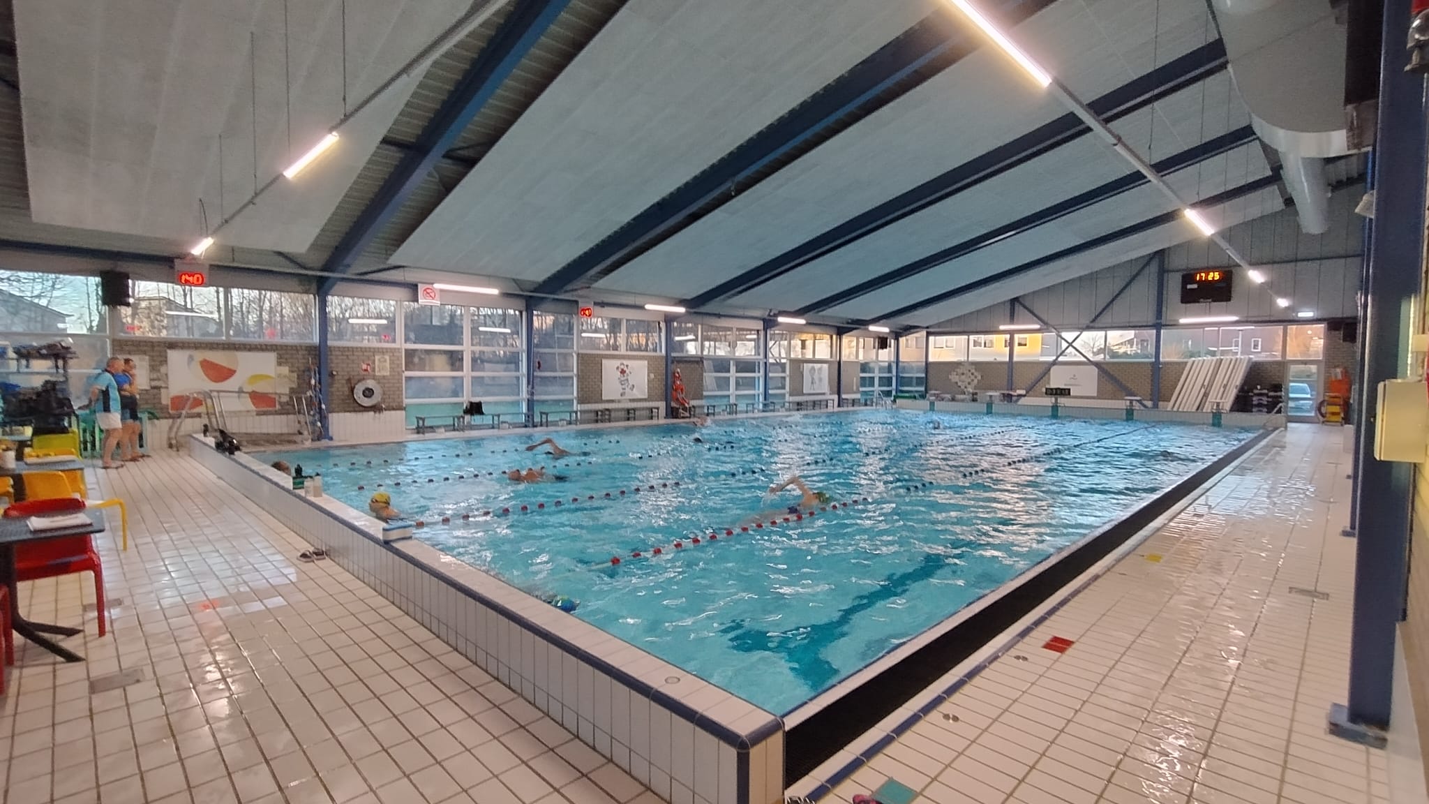 Uitslag clubwedstrijd Bram Pronk 5x100m zwemmen